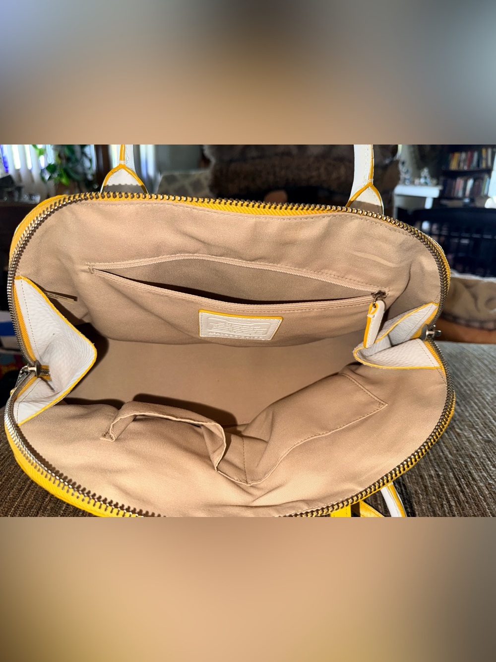 Coach satchel - Picture 7 of 9